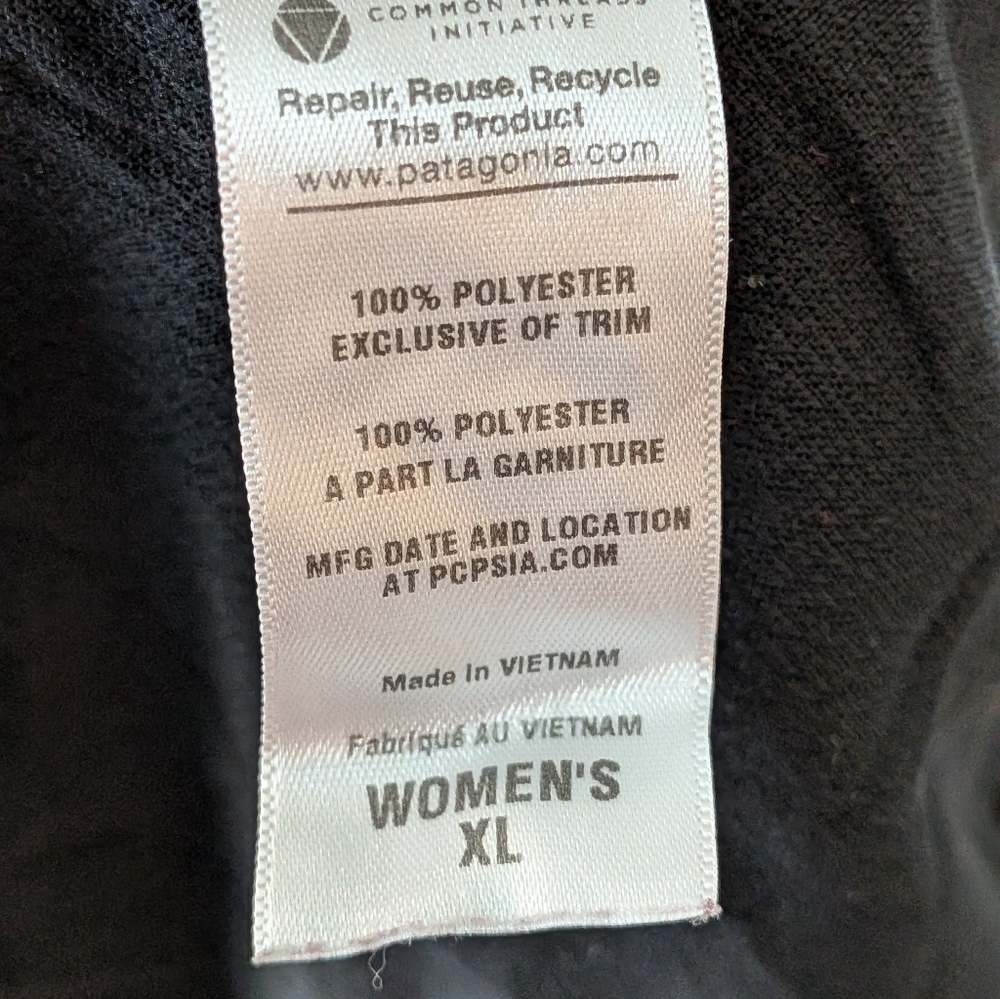 Patagonia Shorts Women's XL Athletic - Picture 6 of 11